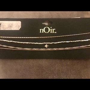 Noir Necklace Set